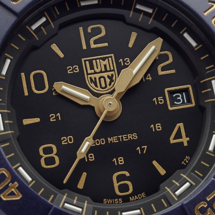Obrázek Luminox Navy SEAL Foundation 3250 Back to the Blue Series