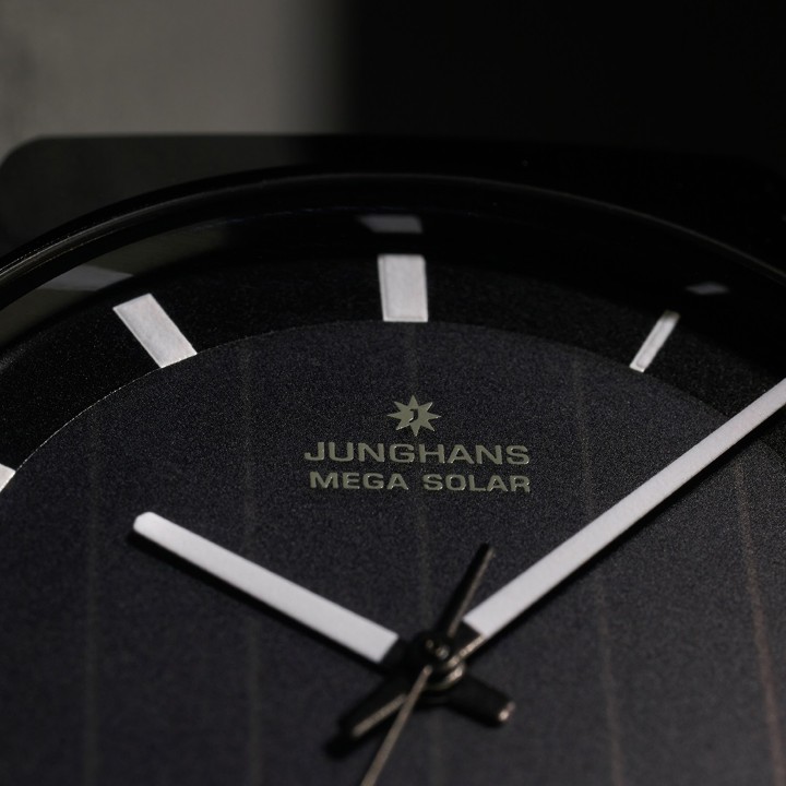 Obrázek Junghans Force Mega Solar