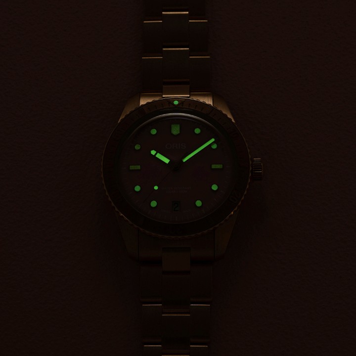 Obrázek Oris Divers Sixty-Five ‘Cotton Candy’