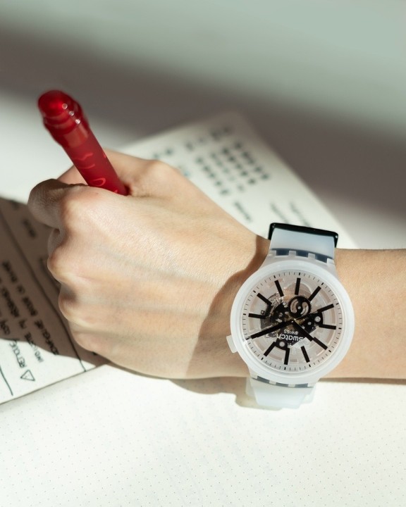 Obrázek Swatch Big Bold Blackinjelly