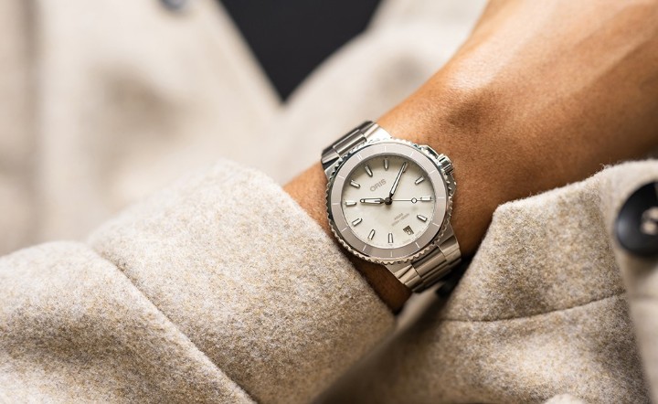 Obrázek Oris Aquis Date