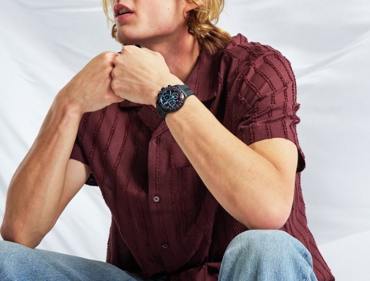 Obrázek Swatch Crimson Mystique