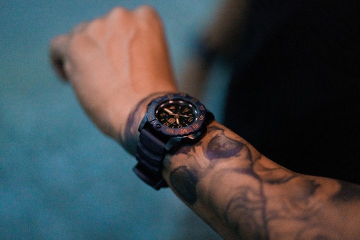 Obrázek Luminox Navy SEAL Foundation 3250 Back to the Blue Series