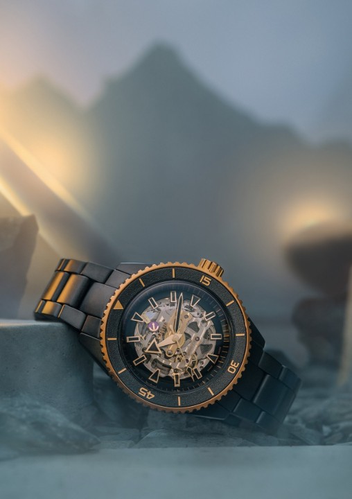 Obrázek Rado Captain Cook High-Tech Ceramic Skeleton