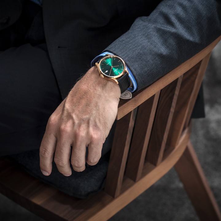 Obrázek WEEKEND 3 hands