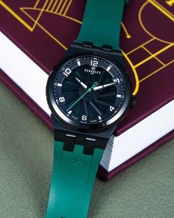 Obrázek Perrelet Turbine Titanium 41
