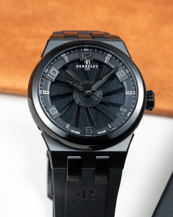 Obrázek Perrelet Turbine Titanium 41