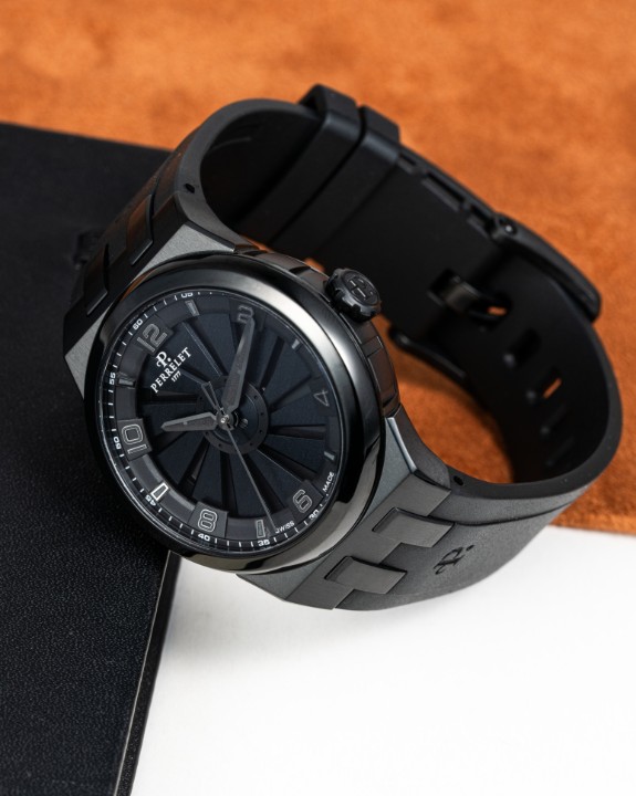 Obrázek Perrelet Turbine Titanium 41